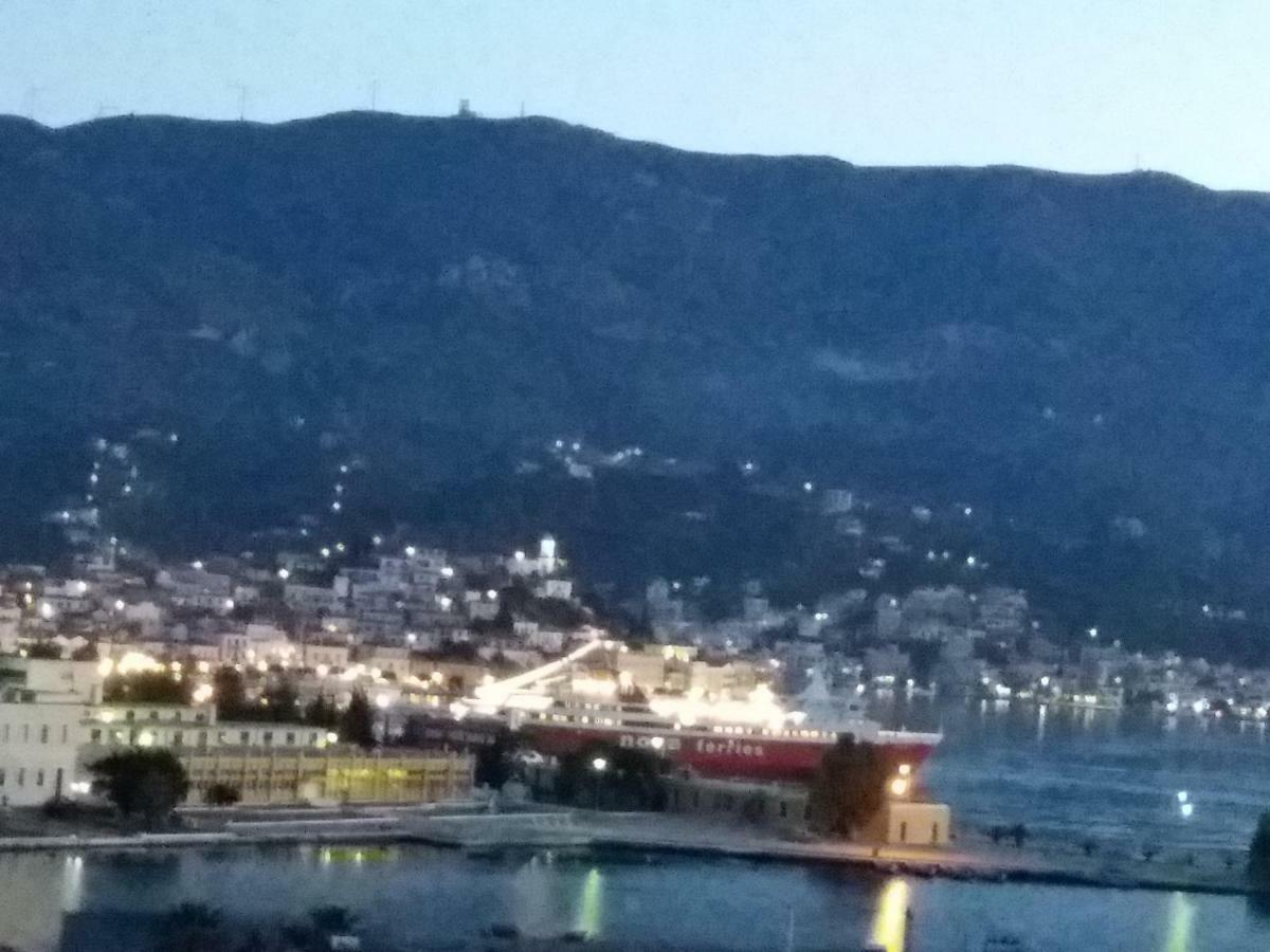 Forest & Sea Apartment Poros Town Luaran gambar
