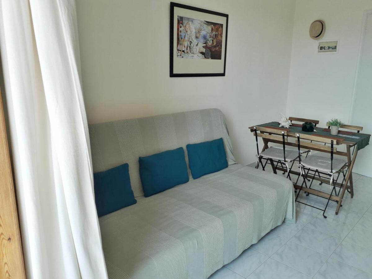 Forest & Sea Apartment Poros Town Luaran gambar